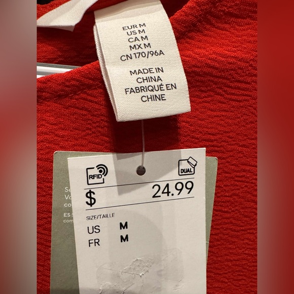 NEW H&M Elegant Red Long Sleeve Dress MEDIUM pit to pit 17in length 35in - Picture 3 of 6